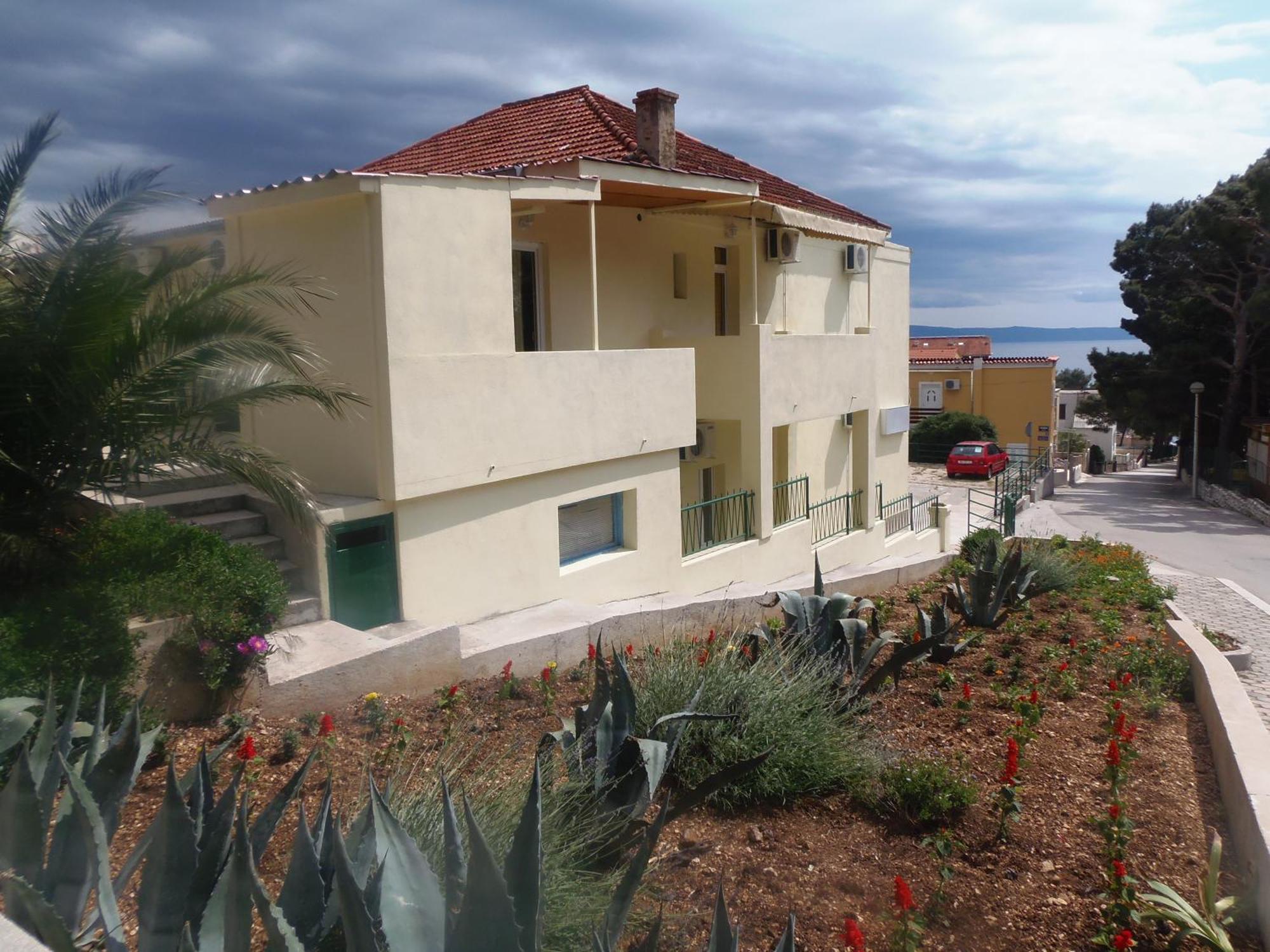 Studio Apartments Marija With Private Parking Makarska Exterior foto