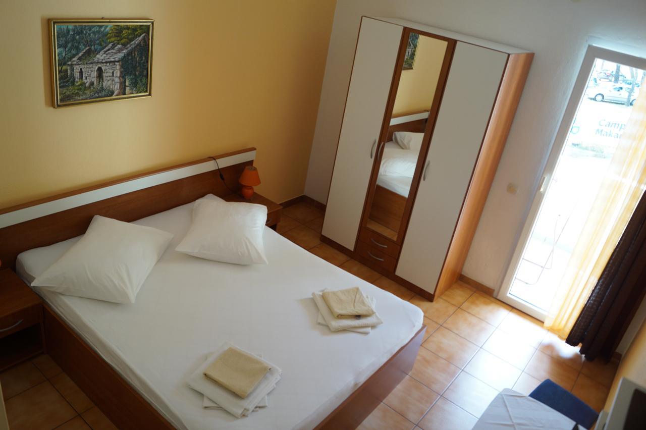 Studio Apartments Marija With Private Parking Makarska Exterior foto